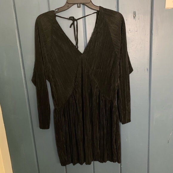 ZARA black shiny ribbed mini dress - Picture 3 of 5